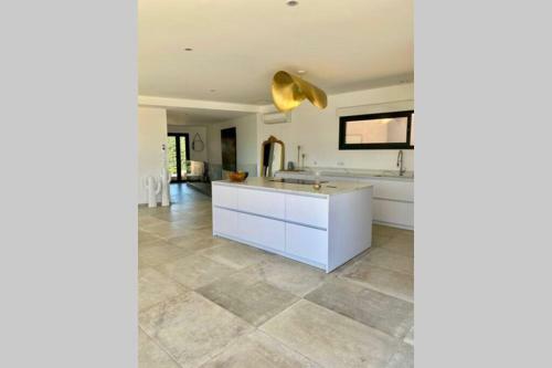 Somptueuse Villa D?architecte Avec Vue Mer