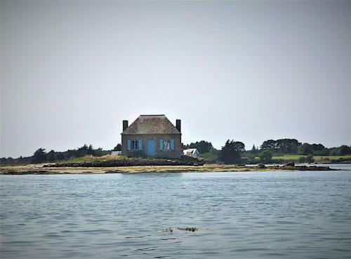 Pierre Et Mer Au C?ur De Saint Cado
