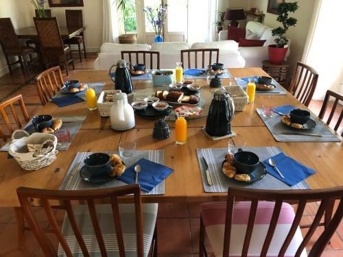 Hostal Les Ch�nes
