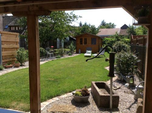Bed & Breakfast La Long�re Des Capucines