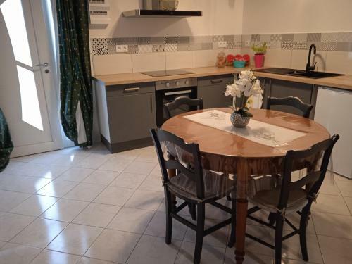 Apartamento Chaleureux Studio A Pombonne