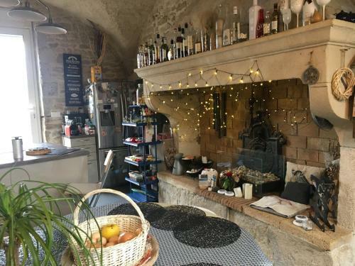 Maison Vigneronne Proximit� De N�mes