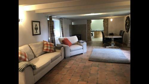 Gites Le Segur - Wisteria Cottage