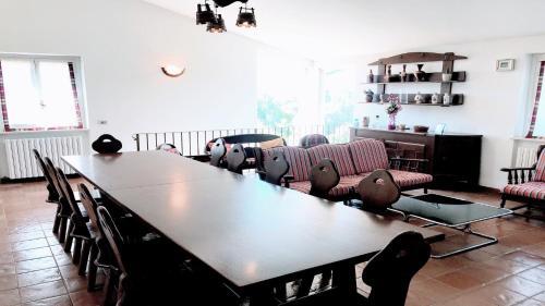 Villa Vallocchia - Sleeps 18 Exclusive Poolgrounds 6