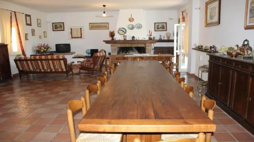 Villa Vallocchia - Sleeps 18 Exclusive Poolgrounds 6