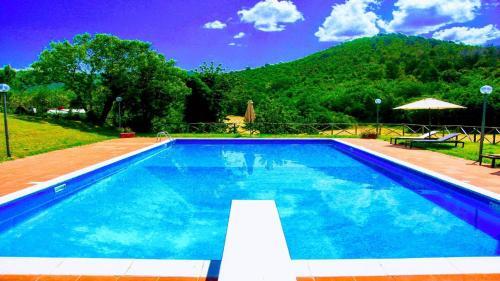 Villa Vallocchia - Sleeps 18 Exclusive Poolgrounds 4