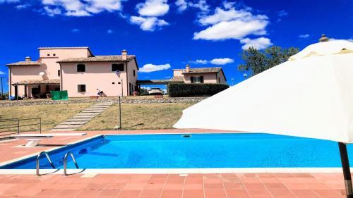 Villa Vallocchia - Sleeps 18 Exclusive Poolgrounds 3