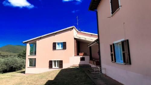 Villa Vallocchia - Sleeps 18 Exclusive Poolgrounds 2