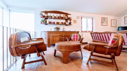 Villa Vallocchia - Sleeps 18 Exclusive Poolgrounds 2