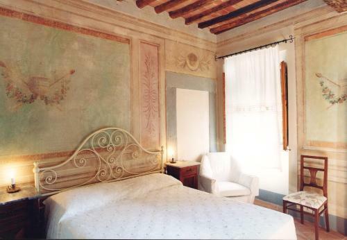 Bed & Breakfast Antica Casa "le Rondini"