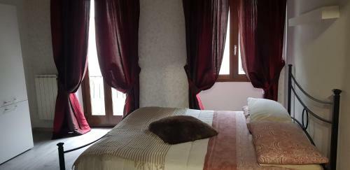 Hostal Mansarde & Suite Maison 1706 Lago Orta