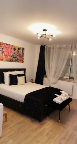 Apartamento L?appart[�] Black Superbe Appartement Pop !