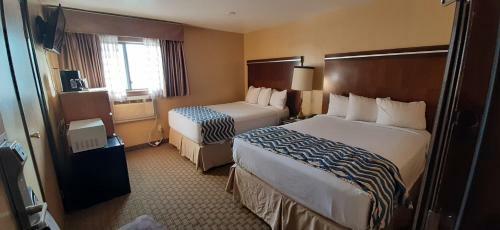 Motel Royal Inn & Suites