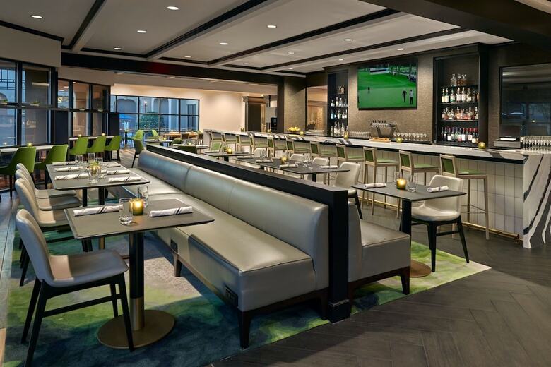 Hotel Charlotte Marriott Southpark