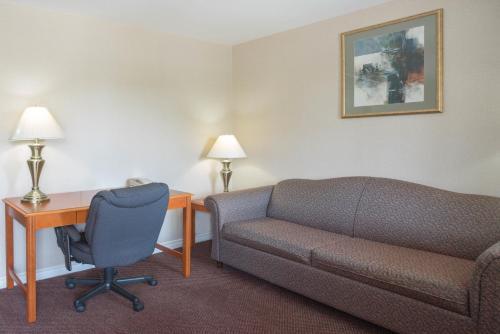 Motel The Executive Inn & Suites