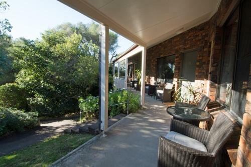 Anchor Bay Motel