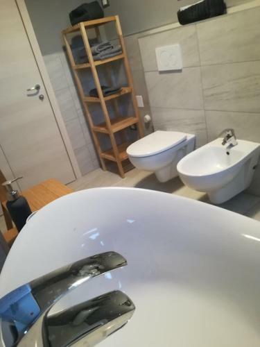 Hostal Cheli & Maddi Rooms