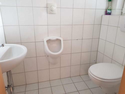 Hostal Monteurzimmer Obersulm