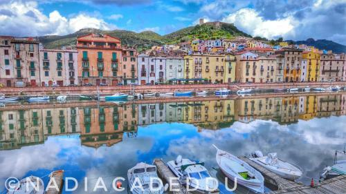 Bosa Apartments "attic On The River"