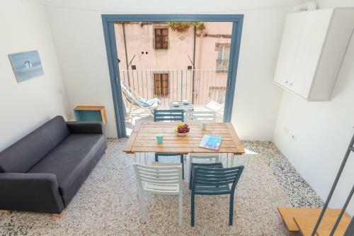 Apartamento Charming Tower House In The Historic Center
