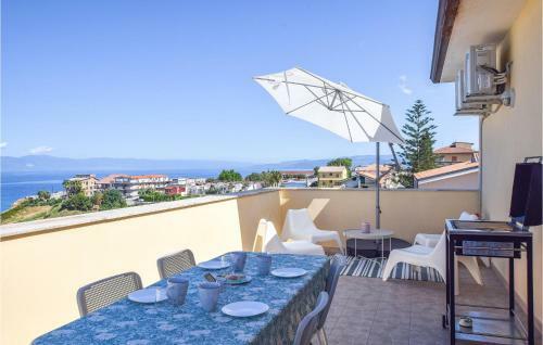Nice Apartment In Briatico With Wifi And 3 Bedrooms