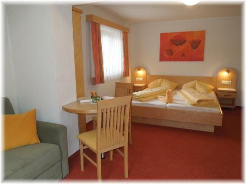Hostal G�stehaus Edelweiss