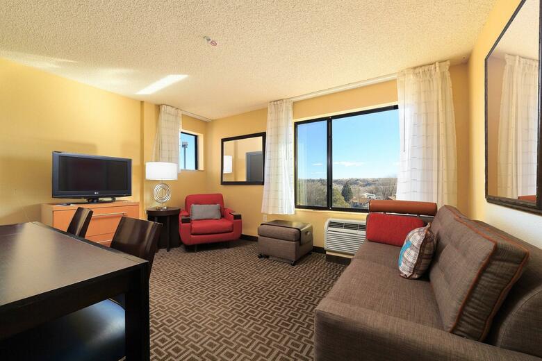 Hotel Towneplace Suites Farmington