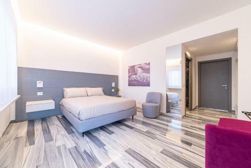 Hostal Fronte Etna