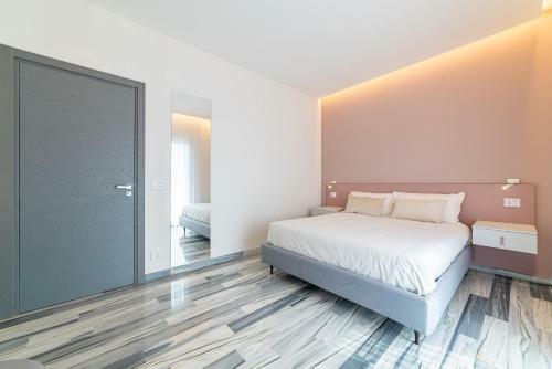 Hostal Fronte Etna
