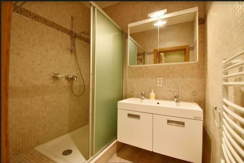 Apartamento Creux Du March�