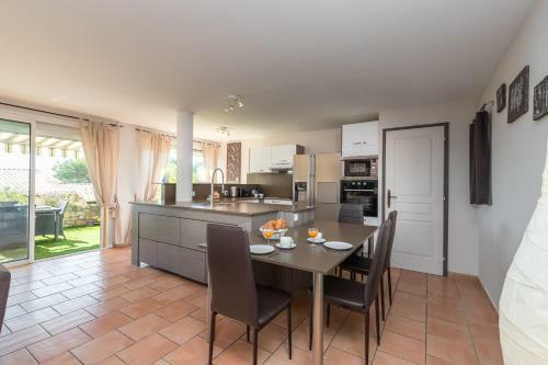 Villa Sleep In Biot