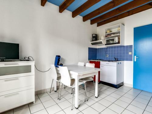 Maison Biscarrosse Plage, 3 Pi�ces, 4 Personnes - Fr-1-521-56