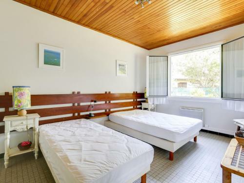 Maison Biscarrosse Plage, 4 Pi�ces, 6 Personnes - Fr-1-521-45