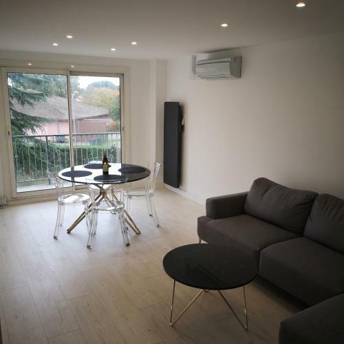 Apartamentos Riverside Toulouse (savory)