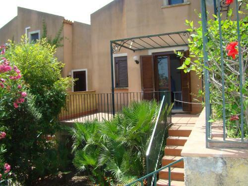Apartamento Giardini Di Baia Arcile