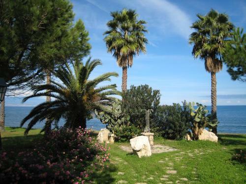Apartamento Giardini Di Baia Arcile