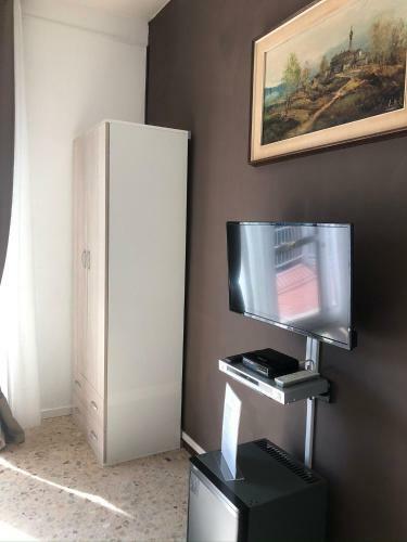 Hostal Le Calle Di Brunate