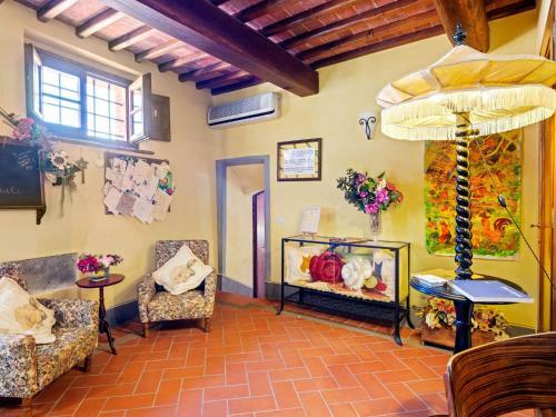 Secluded Apartment In San Miniato With Swimming Pool