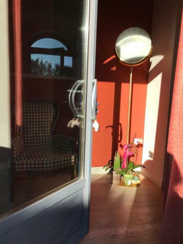 Mhateria Relais