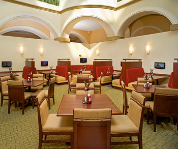 Hotel Embassy Suites Dallas - Park Central Area