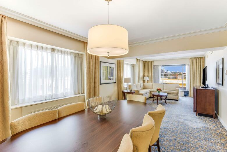Hotel Capital Hilton