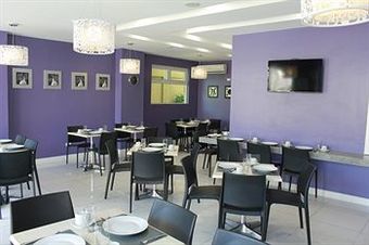 Posada Leez Inn