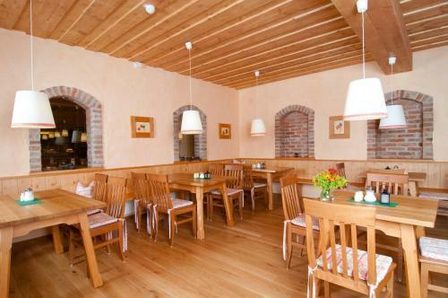 Hotel Jufa Tieschen Landerlebnisdorf