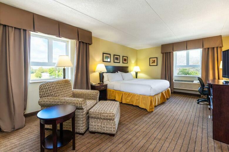 Hotel Holiday Inn Express And Suites Kincardine