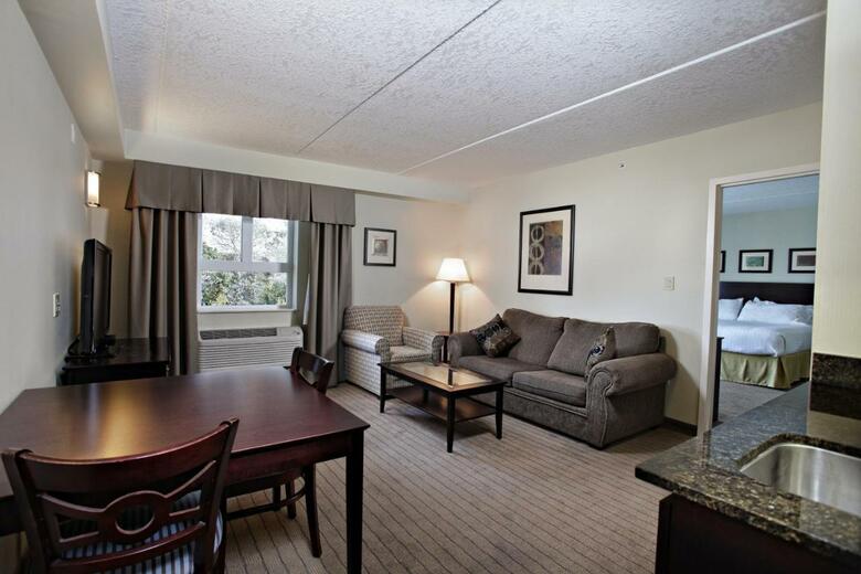 Hotel Holiday Inn Express And Suites Kincardine