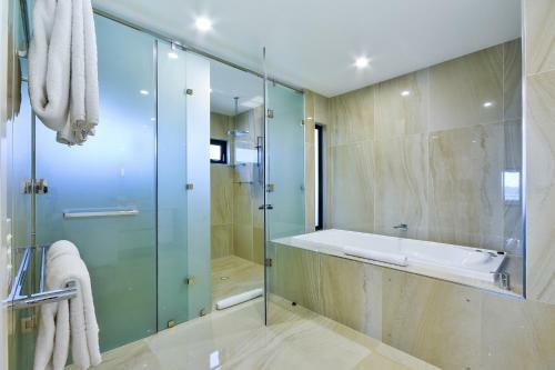 Hamilton Island Holiday Homes