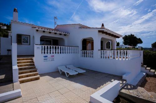 Villas 84a/b Est, Oest, Son Bou