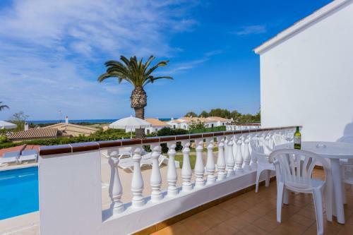 Villas 84a/b Est, Oest, Son Bou