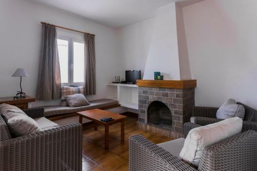 Villas 84a/b Est, Oest, Son Bou