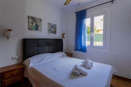 Villas 84a/b Est, Oest, Son Bou